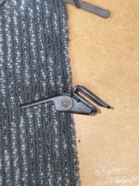 NAD 5120 hinges Carousel 2