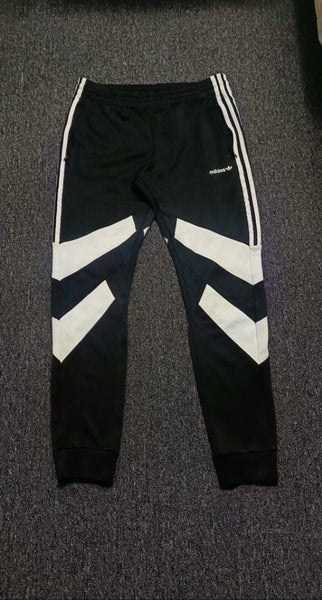 Adidas Originals palmeston trackpants Carousel 1