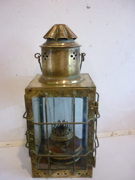 LANTERN VINTAGE BRASS Carousel 2