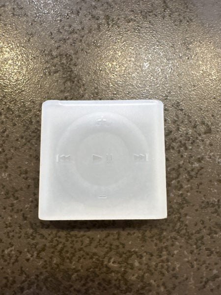 iPod shuffle- 4th Generation *resealed* Carousel 2