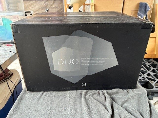 BLUESOUND DUO - SUB, SATELLITE SPEAKERS SET (NEW IN BOX) Carousel 1