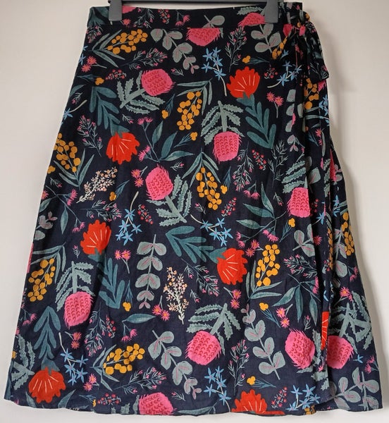 Princess Highway Linen Blend Wrap Skirt - Size 16 Carousel 1