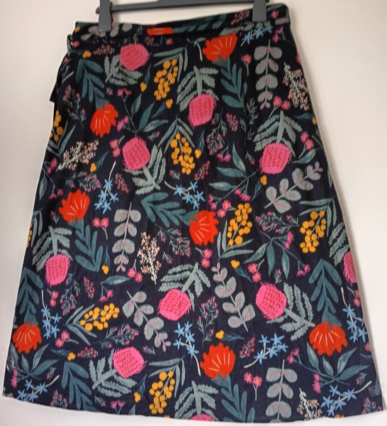 Princess Highway Linen Blend Wrap Skirt - Size 16 Carousel 2