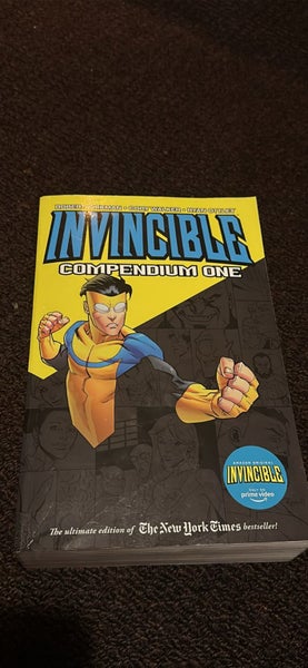 Invincible - Compendium One. Carousel 1