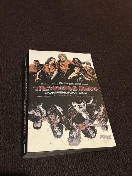 The Walking Dead Compendium Volume 1 by Robert Kirkman - Paperback Carousel 1