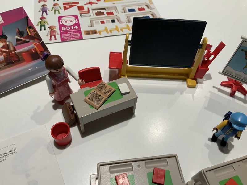 ‘ Playmobil ‘ Classroom 5314 Carousel 6