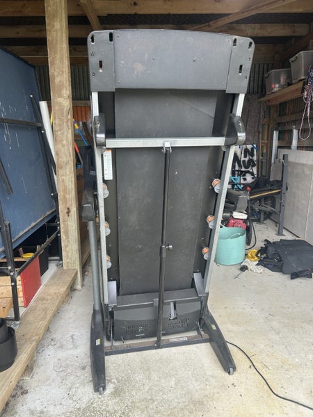 NordicTrack T15.0 - Great Treadmill... Excellent Condition... Little use408194939408230403