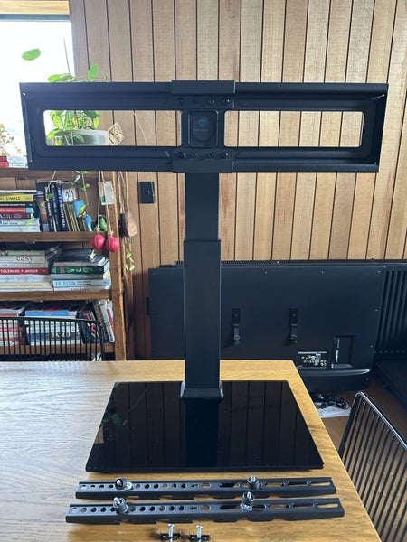 Perlesmith Universal TV Stand Carousel 1