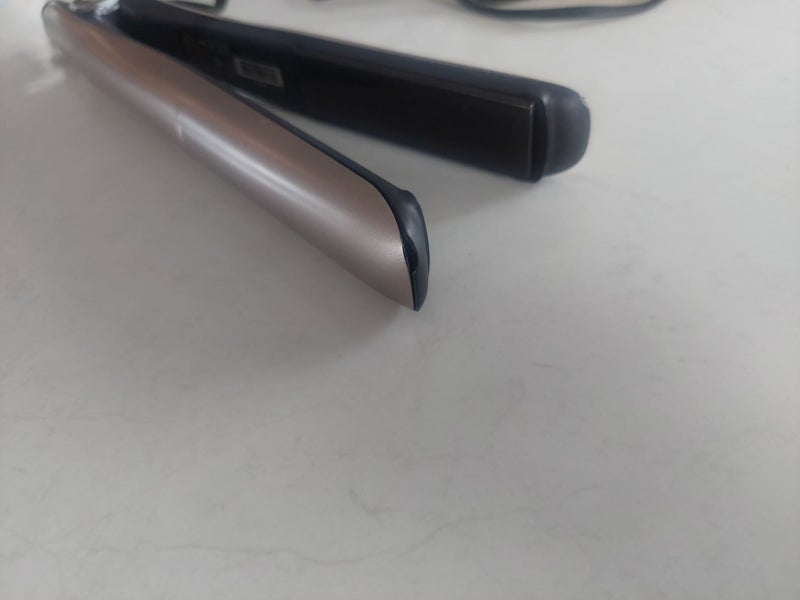 GHD Platinum + Refurbished **1 YEAR WARRANTY** Carousel 7