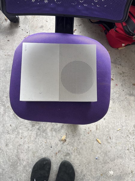 Xbox one S Carousel 1