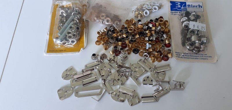 Eyelets & Waistband Clips Carousel 2