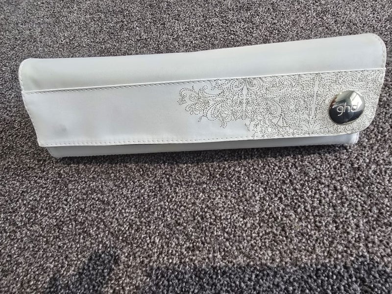 GHD platnium lightly used Carousel 2