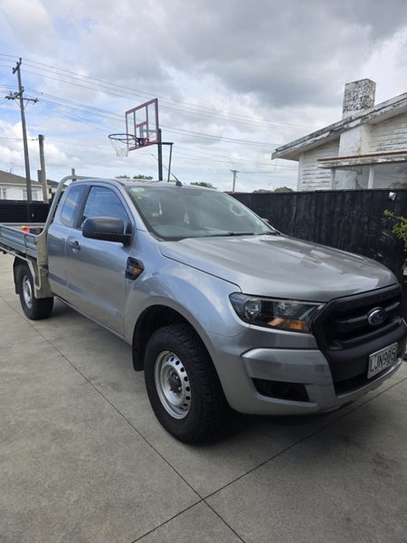 2018 Ford Ranger flatdeck Carousel 7