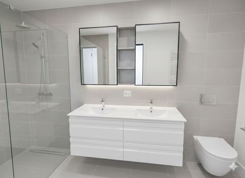 1500 WALLHUNG VANITY WITH DOUBLE CERAMIC TOP Carousel 2