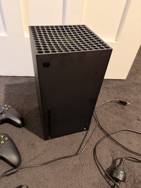 Xbox Series X Console + 4 Controllers - Excellent Cond - $1 NO RESERVE Carousel 2