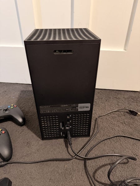 Xbox Series X Console + 4 Controllers - Excellent Cond - $1 NO RESERVE Carousel 3