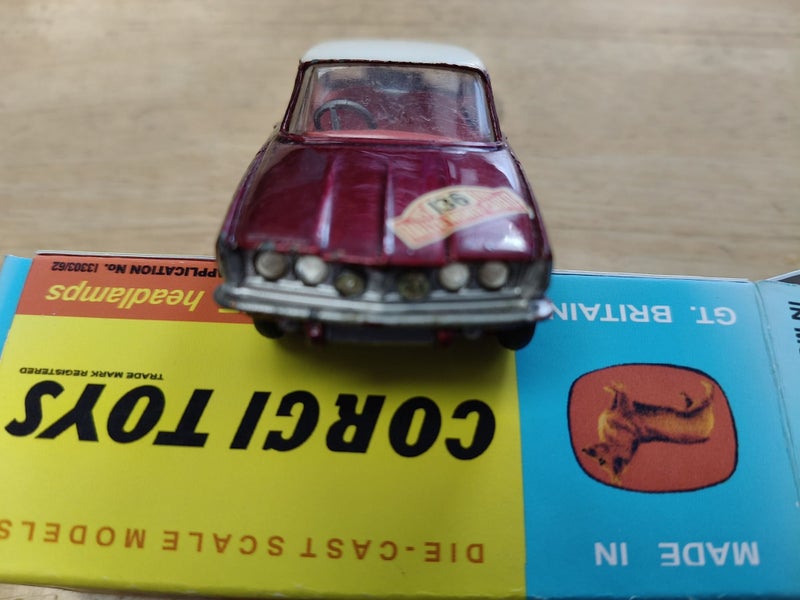 CORGI TOYS 322 ROVER 2000 IN MONTE-CARLO TRIM - BOXED- NOT ORIGINAL Carousel 7