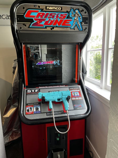 Crisis Zone Arcade Machine Carousel 1