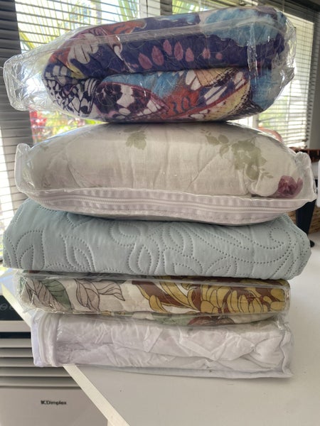 Repurpose these brand new pillowcases into Quilting Fabrics - x5 random pairs Carousel 5
