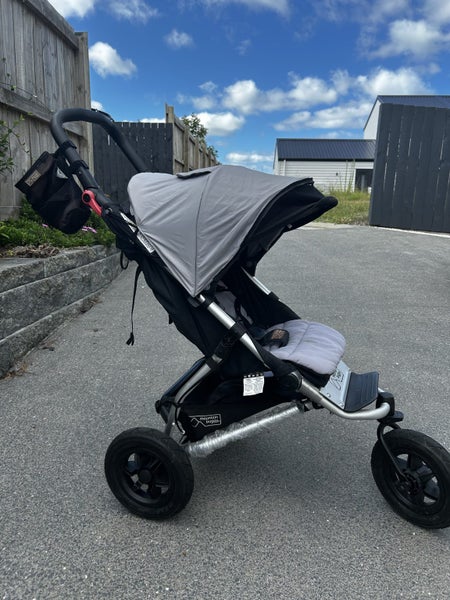 Mountain buggy urban jungle Carousel 6