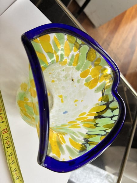 Art Glass Vase with Blue rim Carousel 7