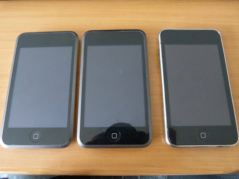 3x iPod Touch faulty Carousel 1
