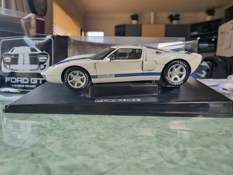Ford Gt Concept 1:18 Carousel 1