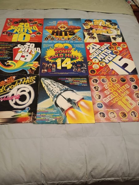 Solid Gold Hits complete 1 to 36 (VG to EX-) Carousel 2