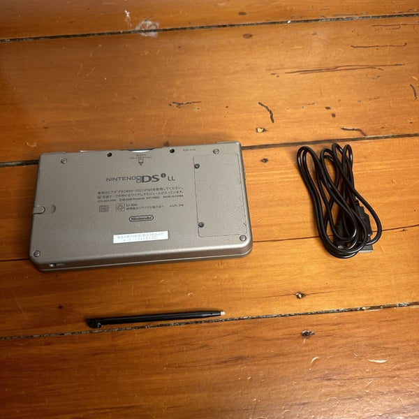 bronze nintendo DSiXL console Carousel 4