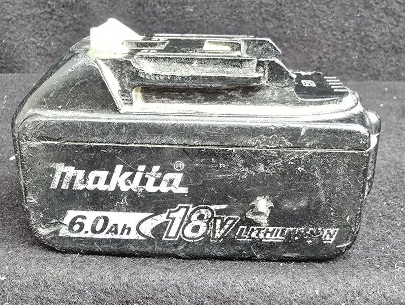 Makita BL1860B 18V-6.0Ah Battery (14 N) #A Carousel 1