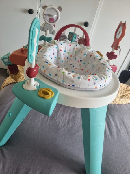 FisherPrice baby exersaucer Carousel 1