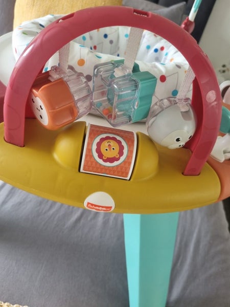 FisherPrice baby exersaucer Carousel 2