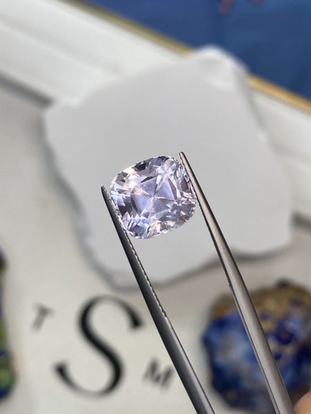 $1RES ~ $1630 Retail * 6.30ct Pink Kunzite Afghanistan Carousel 1