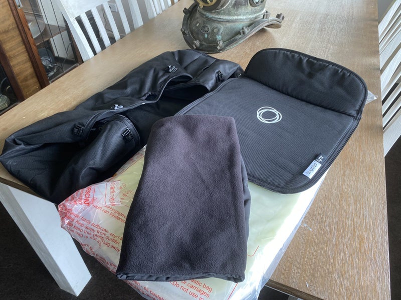 Bugaboo Lynx with Kickboard Carousel 6