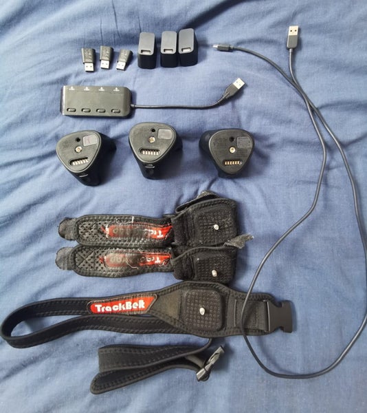 VR full body. HTC 1.0 base station, HTC 3.0 trackers package Carousel 1