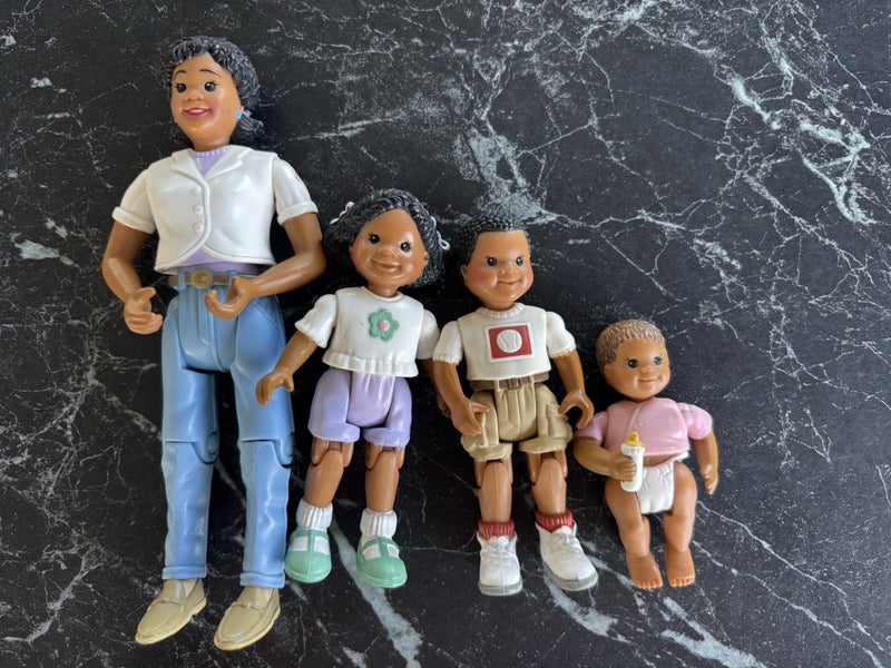 Fisher price ‘loving families’ 1998 family Carousel 1