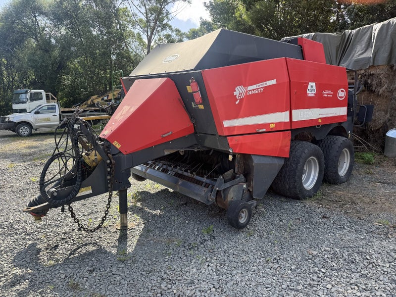 2009 VICON LB8200 BIG SQUARE BALER Carousel 1