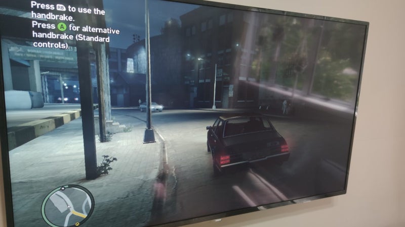 Xbox 360 E **Read Description**no HDD* Carousel 8