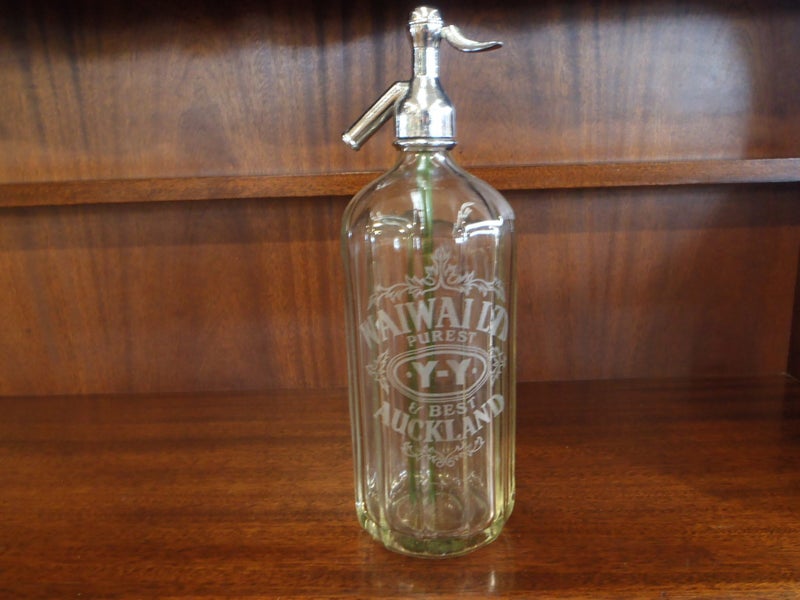 Glass Soda Siphon, Waiwai Ltd Auckland Carousel 1