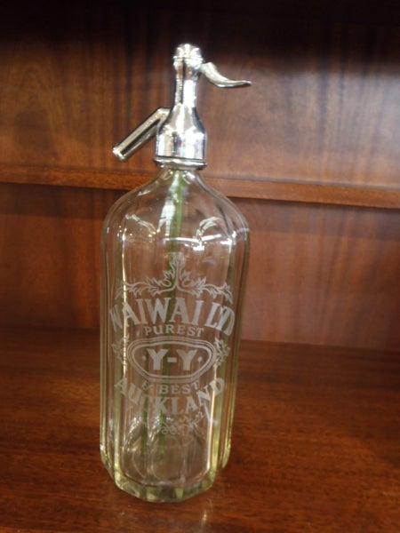 Glass Soda Siphon, Waiwai Ltd Auckland Carousel 2