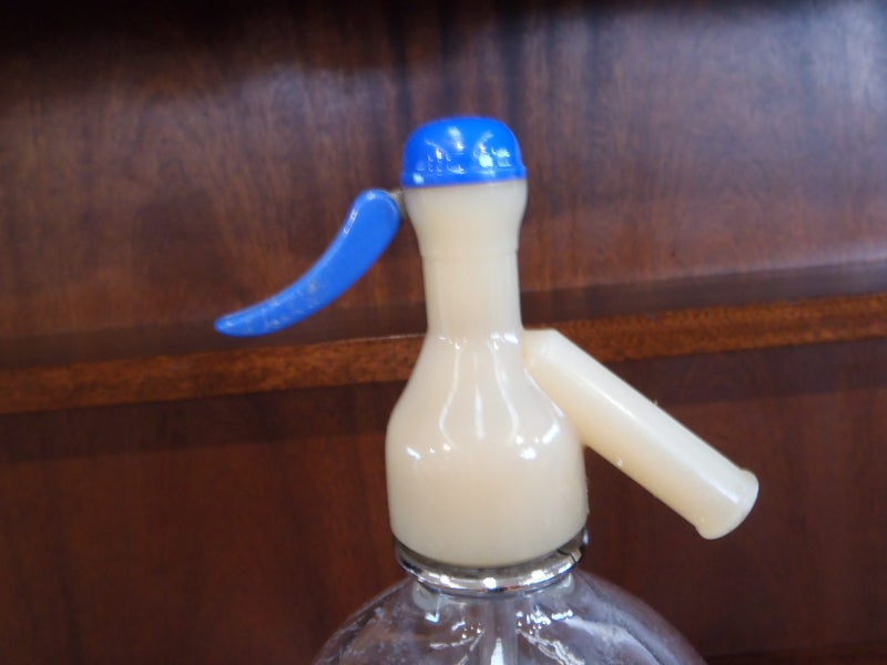 Glass Soda Siphon, Pike & Waters New Plymouth Carousel 2