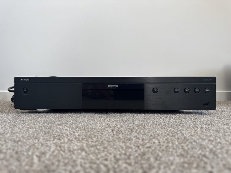 Reavon Bly-ray CD Player Carousel 1