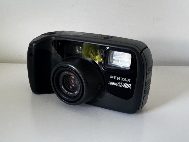 Pentax Zoom 90WR 35mm Film Camera (Working) Carousel 2