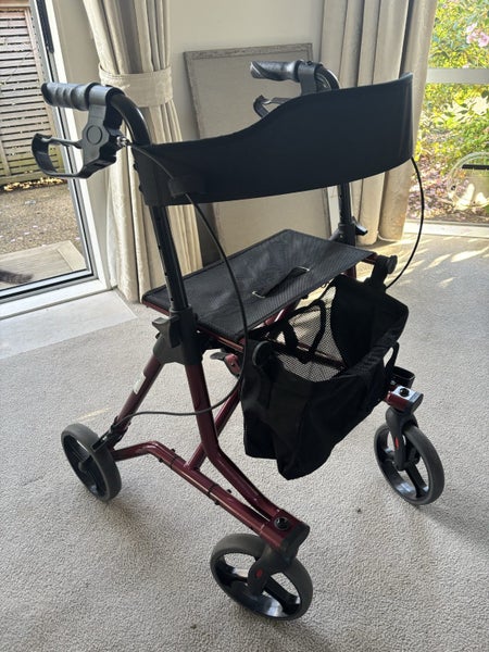 Like New Foldable 4-Wheel Walker / Rollator – Seat, Brakes & Bag Carousel 1