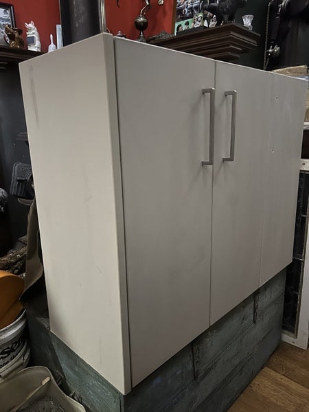 kitchen or laundry cupboard bi fold doors Carousel 1