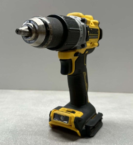 DeWALT DCD805 18V XR Brushless Drill (skin only) Carousel 2