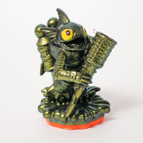 Skylanders Giants RARE Special Edition Metallic Green Gill Grunt DAMAGE Variant Carousel 1