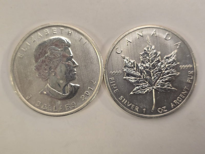 Elizabeth II 5 Dollar 2012 Canada 1oz Fine Silver Argent Pur Coin Carousel 1