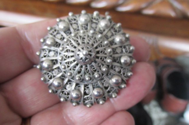 Gorgeous Vintage European Silver, heavy ,round, Intricate filligree Brooch Carousel 6
