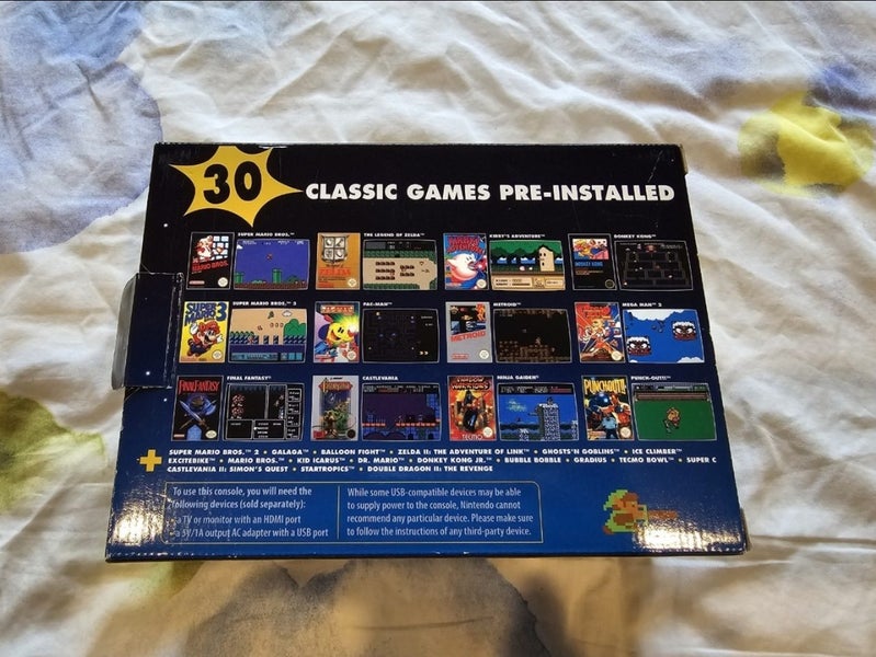 Nintendo Classic Mini NES Console (30 Games) - Excellent Condition Carousel 2
